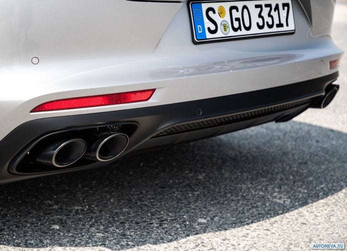 2019 Porsche Panamera GTS - фотография 219 из 238