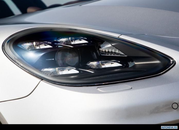 2019 Porsche Panamera GTS - фотография 236 из 238