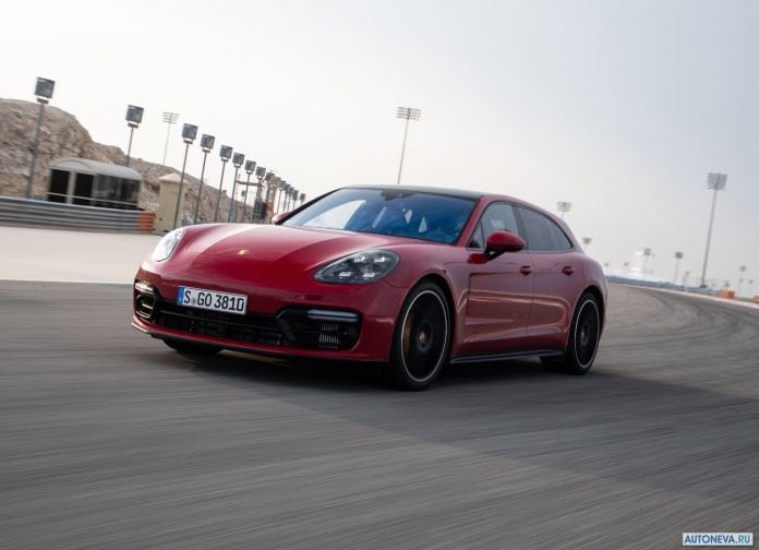 2019 Porsche Panamera GTS Sport Turismo - фотография 32 из 142