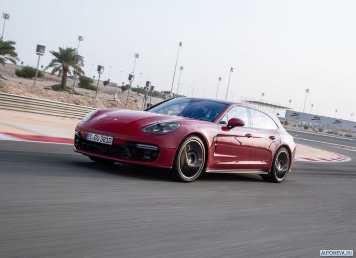 2019 Porsche Panamera GTS Sport Turismo - фотография 34 из 142