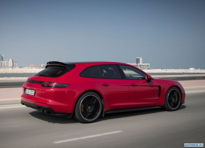 2019 Porsche Panamera GTS Sport Turismo - фотография 64 из 142