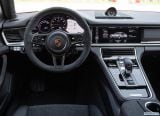 porsche_2019_panamera_gts_sport_turismo_084.jpg