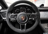 porsche_2019_panamera_gts_sport_turismo_093.jpg