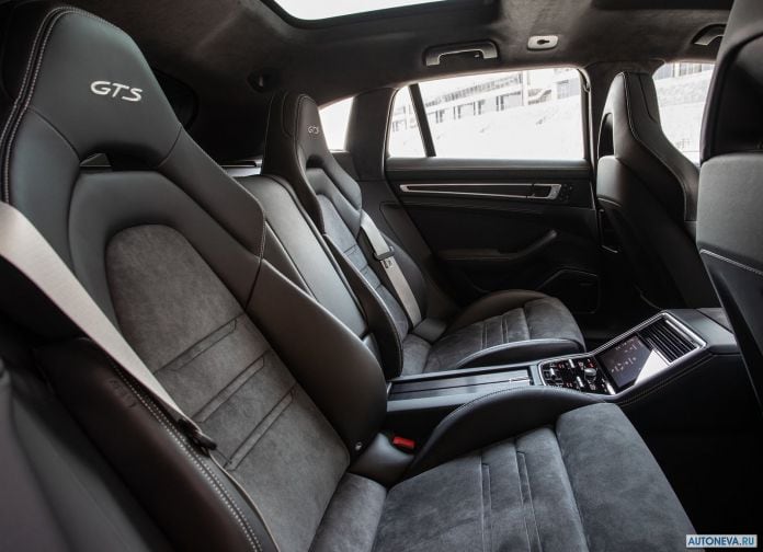 2019 Porsche Panamera GTS Sport Turismo - фотография 94 из 142
