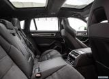 porsche_2019_panamera_gts_sport_turismo_095.jpg