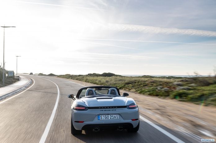2020 Porsche 718 Boxter GTS 4.0 - фотография 18 из 40 2020 Porsche 718 Boxter GTS 4.0 - фотография 18 из 40
