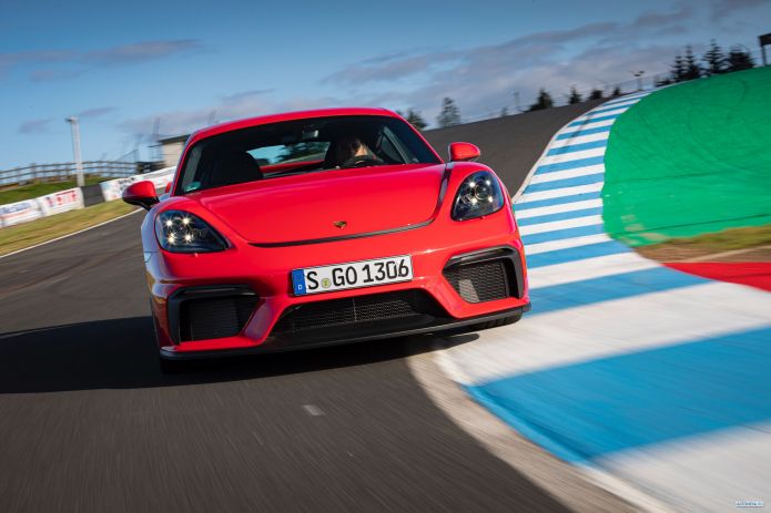 2020 Porsche 718 Cayman GT4 - фотография 5 из 40 2020 Porsche 718 Cayman GT4 - фотография 5 из 40