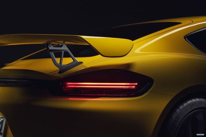 2020 Porsche 718 Cayman GT4 - фотография 39 из 40