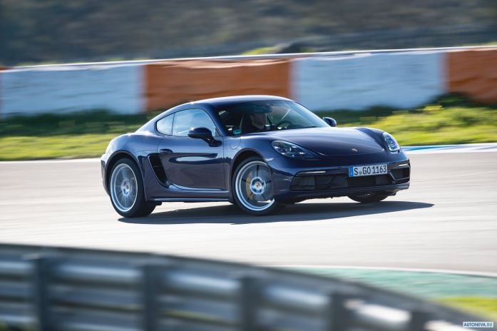 2020 Porsche 718 Cayman GTS 4.0 - фотография 11 из 40