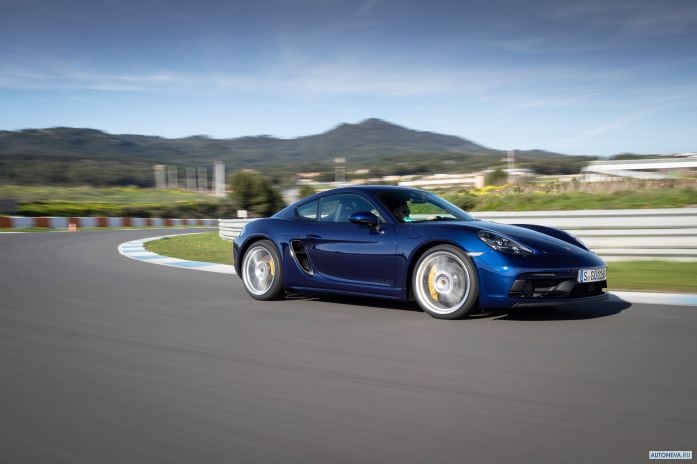 2020 Porsche 718 Cayman GTS 4.0 - фотография 18 из 40 2020 Porsche 718 Cayman GTS 4.0 - фотография 18 из 40