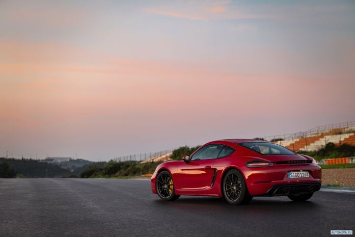 2020 Porsche 718 Cayman GTS 4.0 - фотография 20 из 40