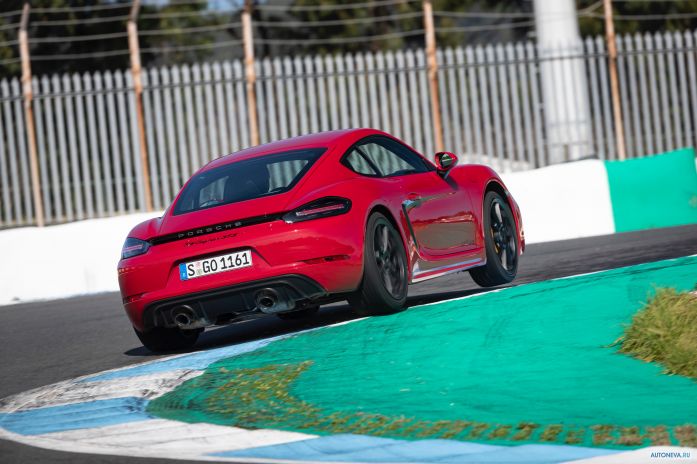 2020 Porsche 718 Cayman GTS 4.0 - фотография 28 из 40