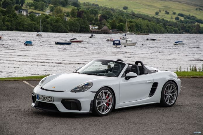 2020 Porsche 718 Spyder - фотография 7 из 40
