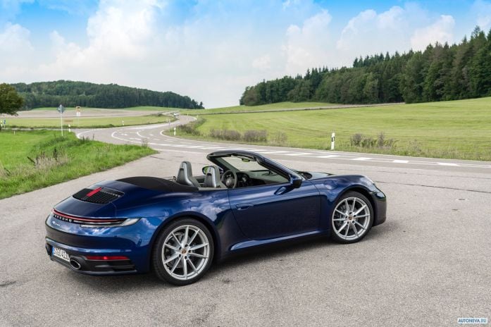 2020 Porsche 911 Carrera Cabriolet - фотография 11 из 34