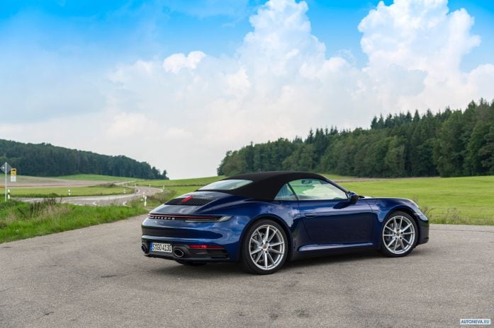 2020 Porsche 911 Carrera Cabriolet - фотография 13 из 34
