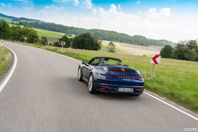 2020 Porsche 911 Carrera Cabriolet - фотография 17 из 34