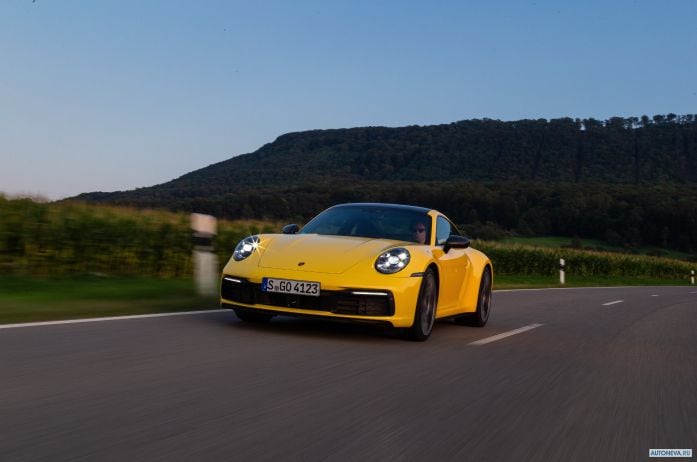 2020 Porsche 911 Carrera Coupe - фотография 6 из 40