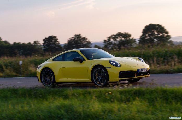 2020 Porsche 911 Carrera Coupe - фотография 11 из 40