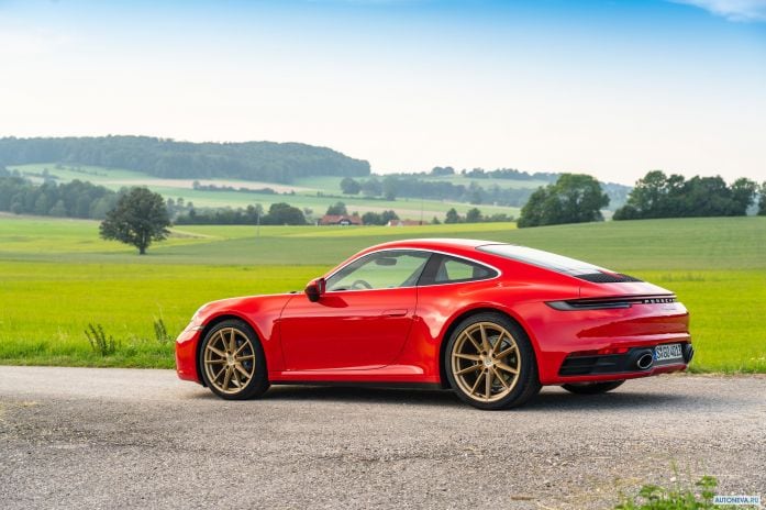2020 Porsche 911 Carrera Coupe - фотография 12 из 40