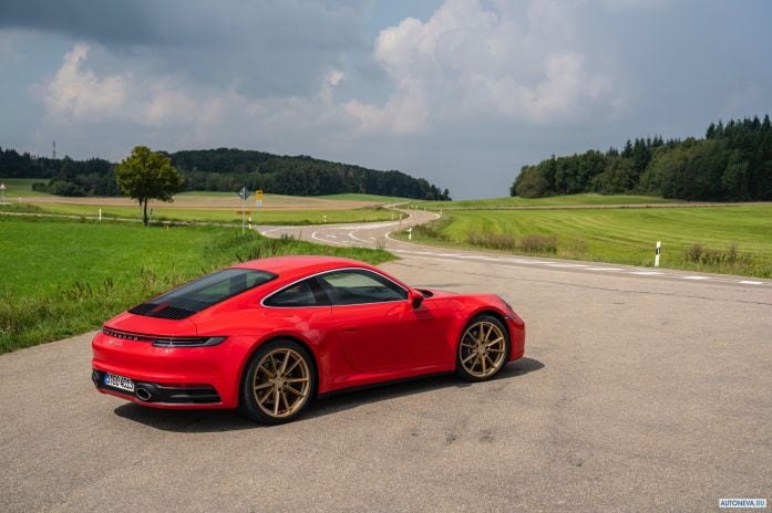 2020 Porsche 911 Carrera Coupe - фотография 14 из 40