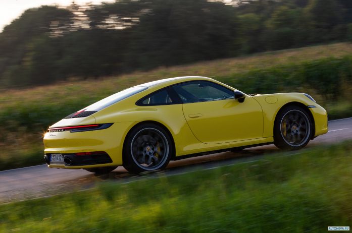 2020 Porsche 911 Carrera Coupe - фотография 18 из 40