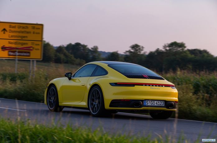 2020 Porsche 911 Carrera Coupe - фотография 24 из 40