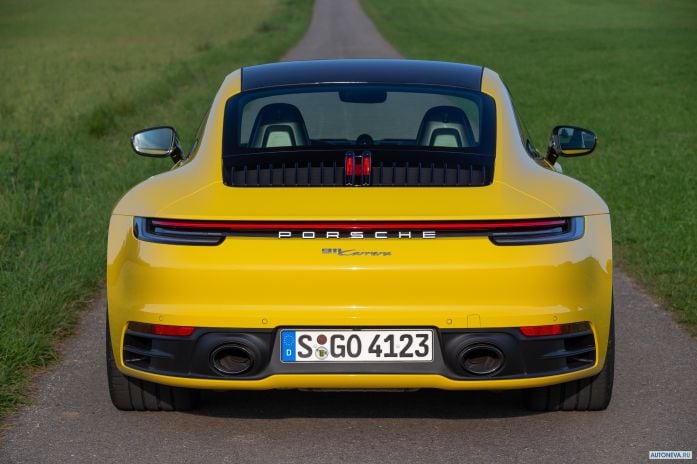 2020 Porsche 911 Carrera Coupe - фотография 27 из 40