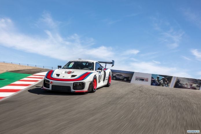 2019 Porsche 935 - фотография 1 из 40