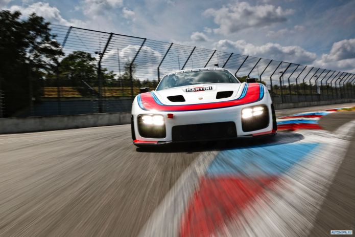 2019 Porsche 935 - фотография 3 из 40