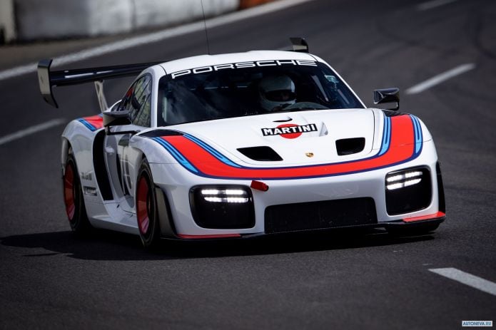 2019 Porsche 935 - фотография 7 из 40