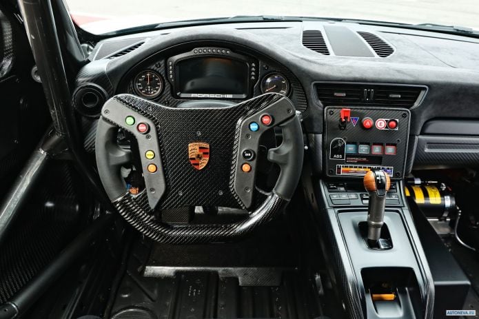 2019 Porsche 935 - фотография 27 из 40