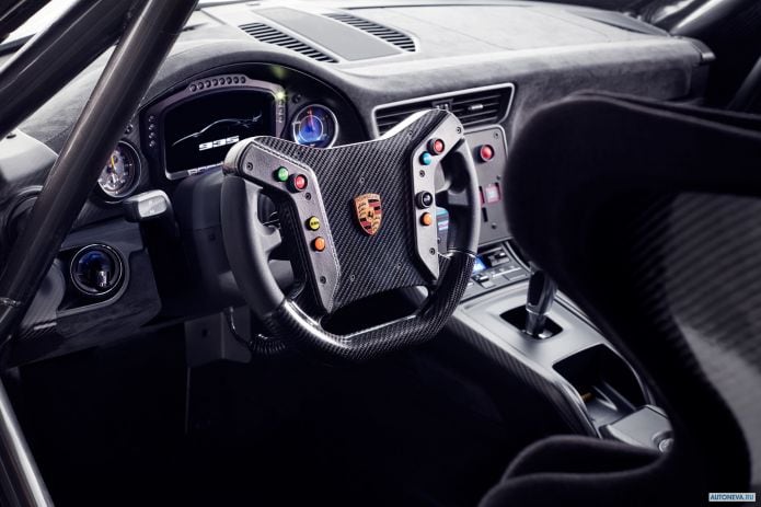2019 Porsche 935 - фотография 31 из 40
