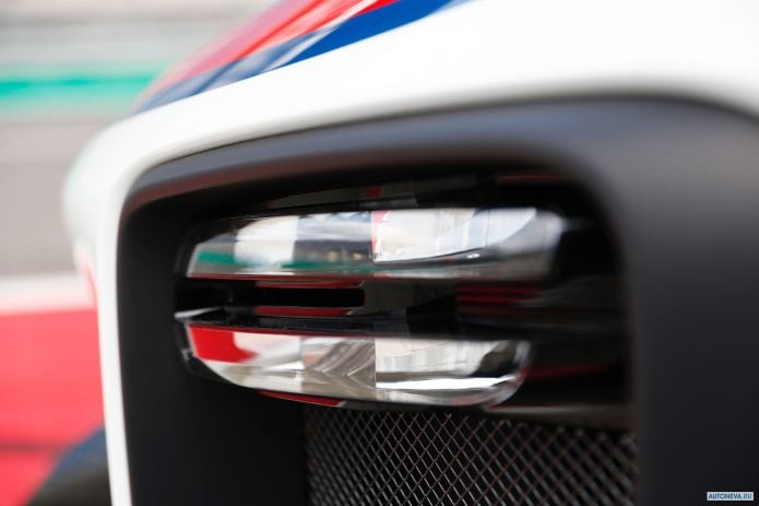 2019 Porsche 935 - фотография 35 из 40