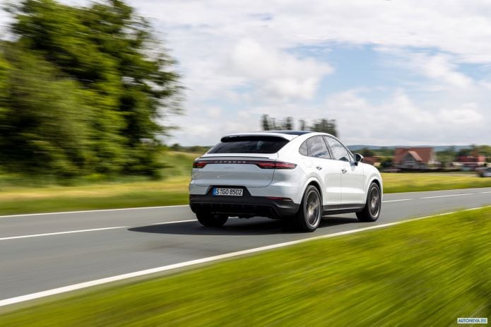2020 Porsche Cayenne Coupe - фотография 14 из 32