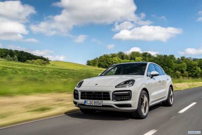 2020 Porsche Cayenne Coupe S Sport Design Package - фотография 2 из 22