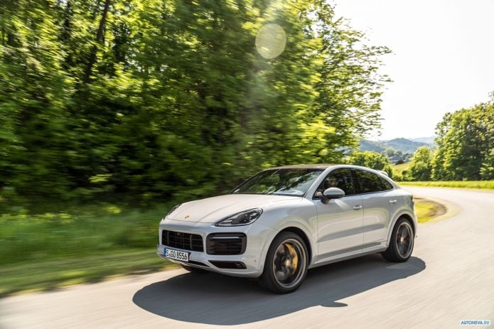 2020 Porsche Cayenne Coupe S Sport Design Package - фотография 3 из 22