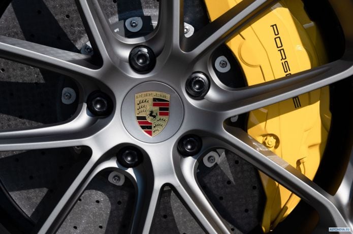 2020 Porsche Cayenne Coupe S Sport Design Package - фотография 11 из 22 2020 Porsche Cayenne Coupe S Sport Design Package - фотография 11 из 22