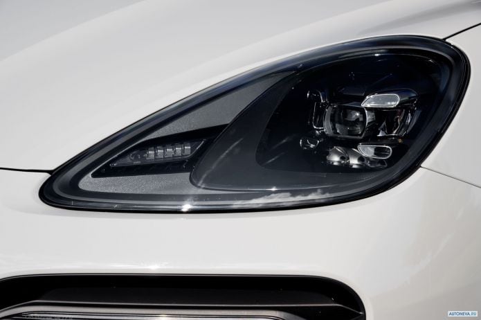 2020 Porsche Cayenne Coupe S Sport Design Package - фотография 15 из 22 2020 Porsche Cayenne Coupe S Sport Design Package - фотография 15 из 22