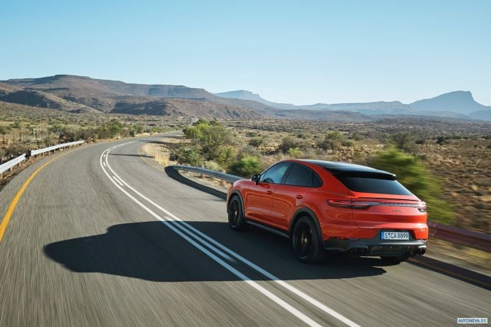 2020 Porsche Cayenne Coupe Sport Design Package - фотография 18 из 29