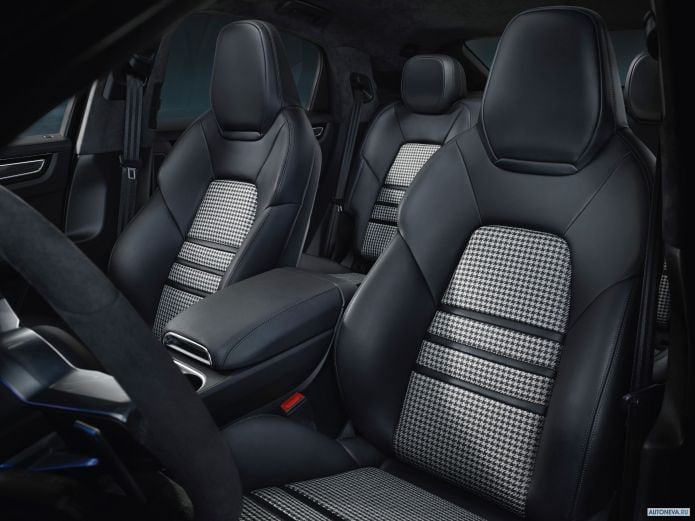 2020 Porsche Cayenne Coupe Sport Design Package - фотография 24 из 29 2020 Porsche Cayenne Coupe Sport Design Package - фотография 24 из 29