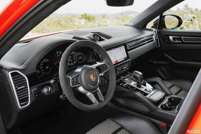 2020 Porsche Cayenne Coupe Sport Design Package - фотография 27 из 29 2020 Porsche Cayenne Coupe Sport Design Package - фотография 27 из 29