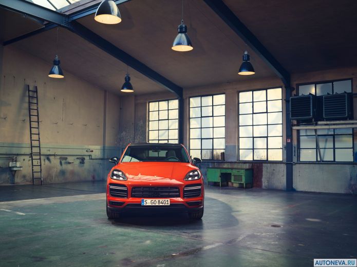 2020 Porsche Cayenne Coupe Turbo - фотография 1 из 40