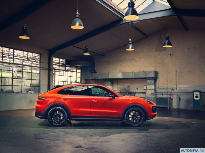 2020 Porsche Cayenne Coupe Turbo - фотография 12 из 40