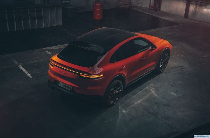2020 Porsche Cayenne Coupe Turbo - фотография 14 из 40