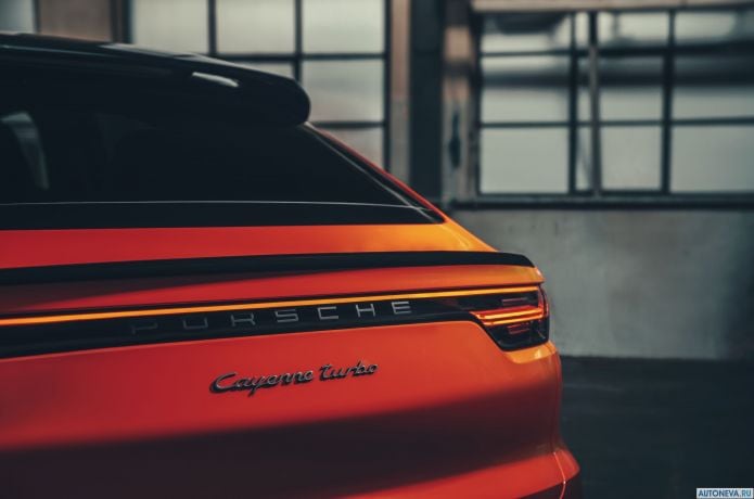 2020 Porsche Cayenne Coupe Turbo - фотография 35 из 40