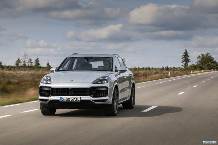 2020 Porsche Cayenne Turbo S e-Hybrid - фотография 1 из 25