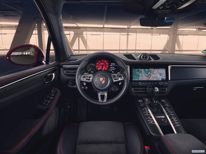 2020 Porsche Macan GTS - фотография 30 из 40