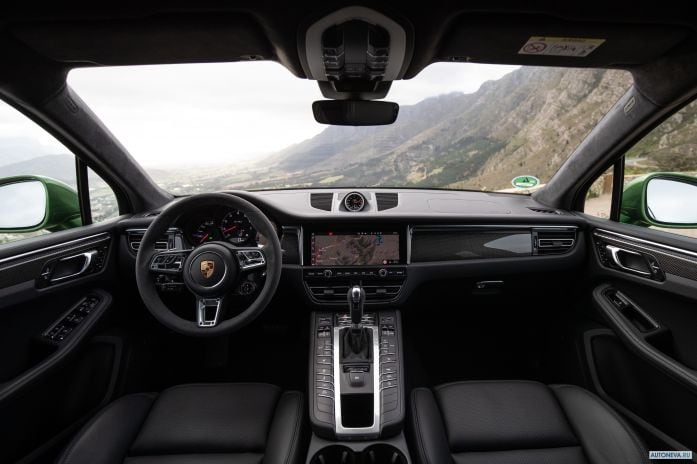 2020 Porsche Macan Turbo - фотография 34 из 40 2020 Porsche Macan Turbo - фотография 34 из 40