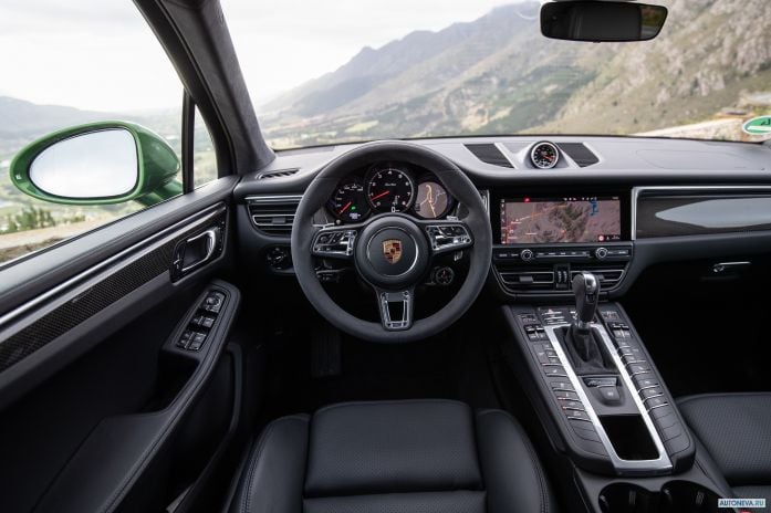 2020 Porsche Macan Turbo - фотография 35 из 40 2020 Porsche Macan Turbo - фотография 35 из 40