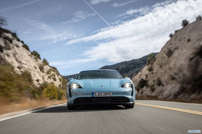 2020 Porsche Taycan 4S - фотография 2 из 40 2020 Porsche Taycan 4S - фотография 2 из 40